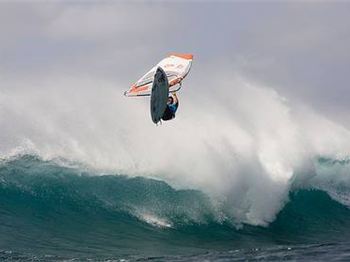 Browsing Brawzinho - Keep up to date with Marcilio Browne via his new website - Windsurfing News