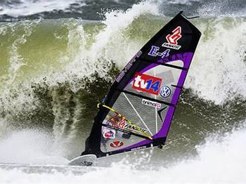 Winter Warmers - Nayra Alonso tells us about her plans for the forthcoming month - Windsurfing News