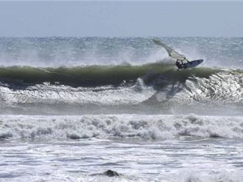 Friday 23 October - What a warm up. - Windsurfing News