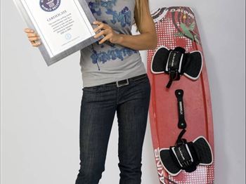 Kristin Boese enters the Guiness Book of Records - Kitesurfing News