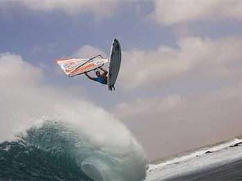 JC's Pic of '09 - JC selects his favourite photo from the 2009 season - Windsurfing News