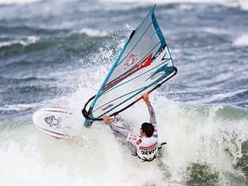 Luck of the Irish - Or bad luck in the case of young wave sailor Mikey Clancy - Windsurfing News