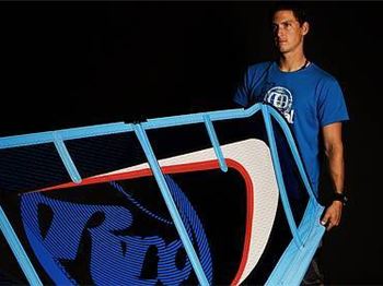 The Italian Job - John Skye will be riding with all RRD gear for 2010 - Windsurfing News