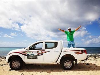 PWA Cabo Verde World Cup - Day 1 - Windsurfing News