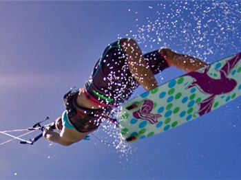 KB4Girls Coaching Clinics at Alva - Kitesurfing News